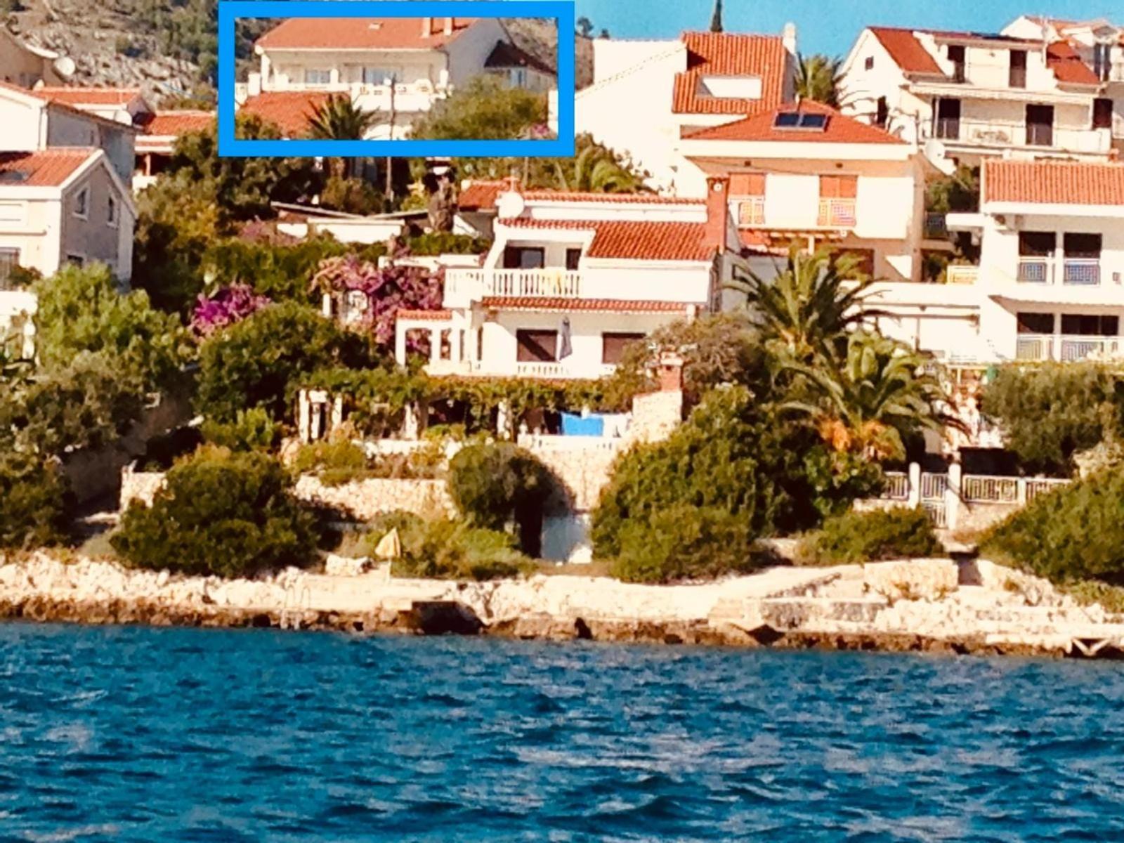 Appartamento House Agradable Seget Vranjica Esterno foto