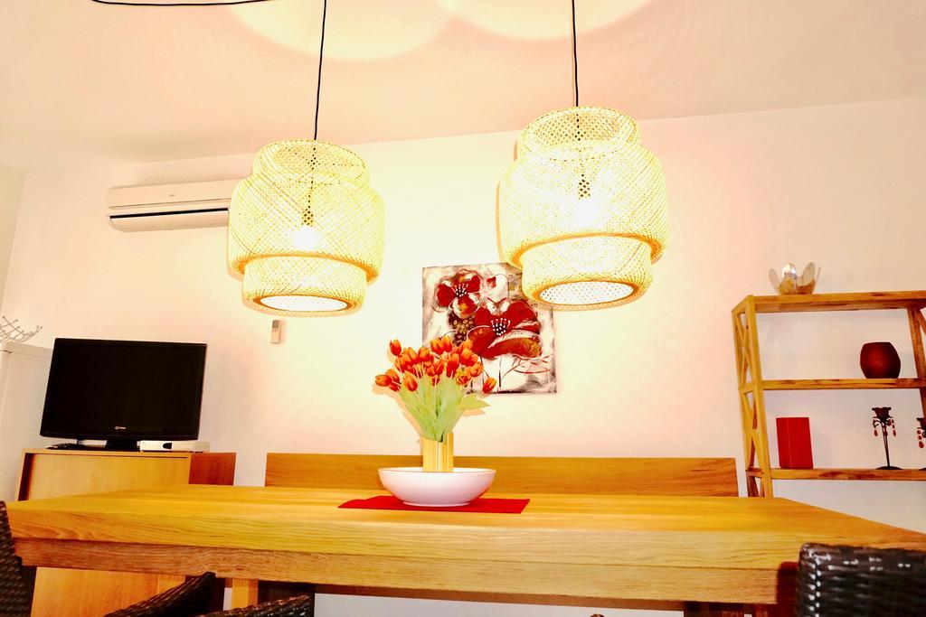 Appartamento House Agradable Seget Vranjica Esterno foto